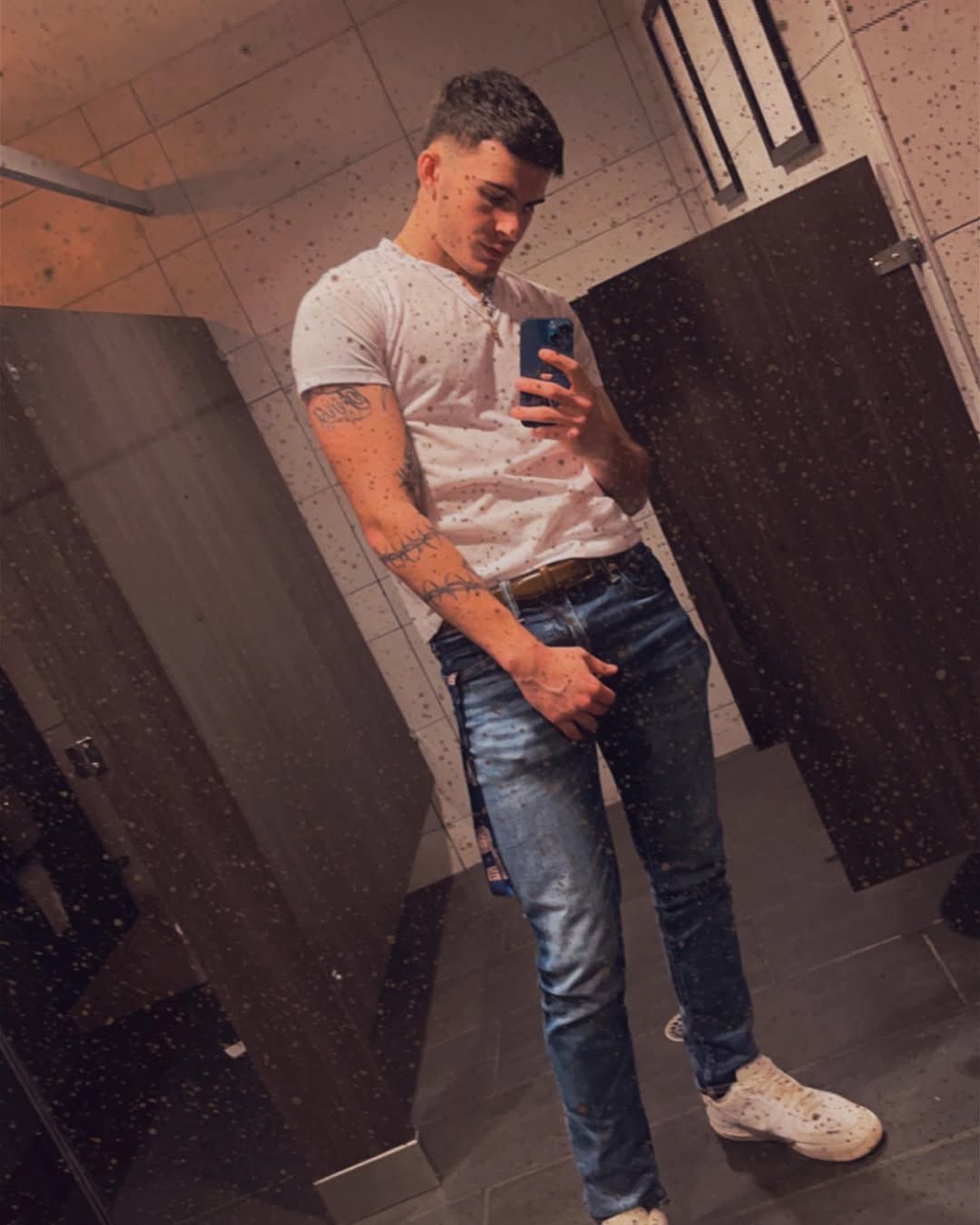 ΙΚΙ¨Φ Φ
Κ ΙΚΦ
Υ‘ΥΌπ°πͺπΎππ½