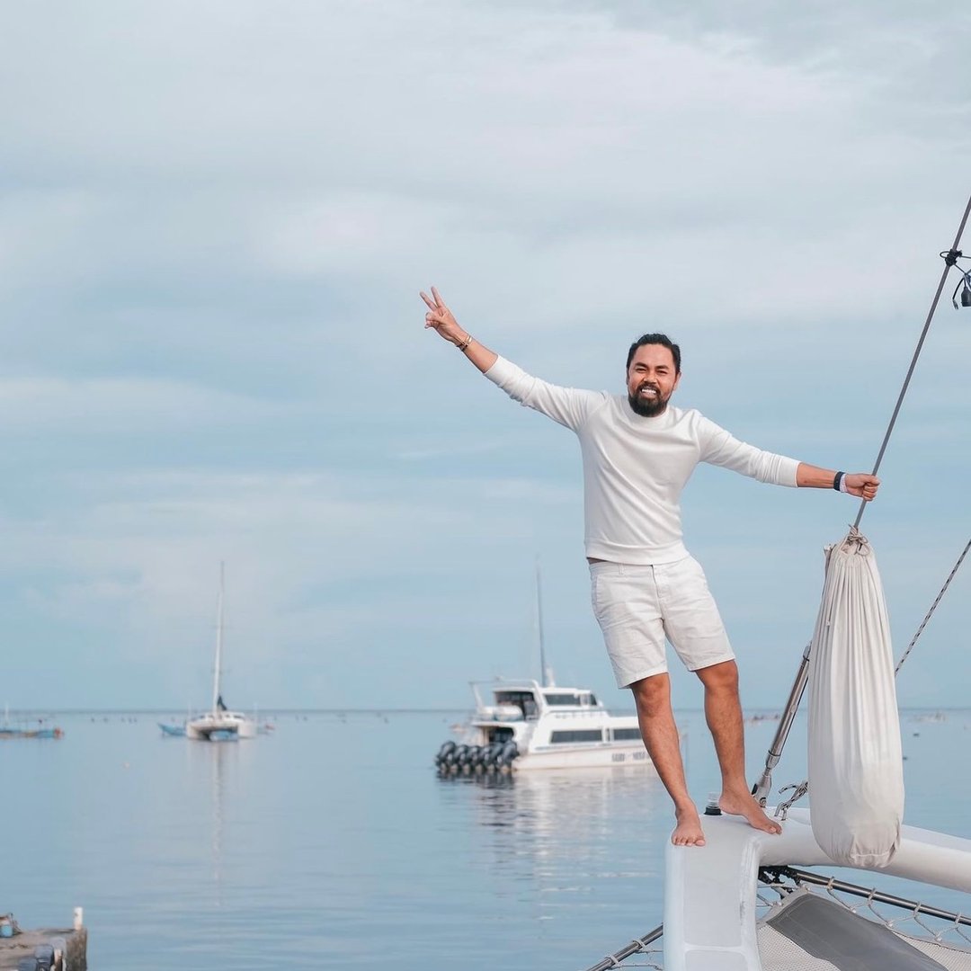 fadhyl_asia_traveller