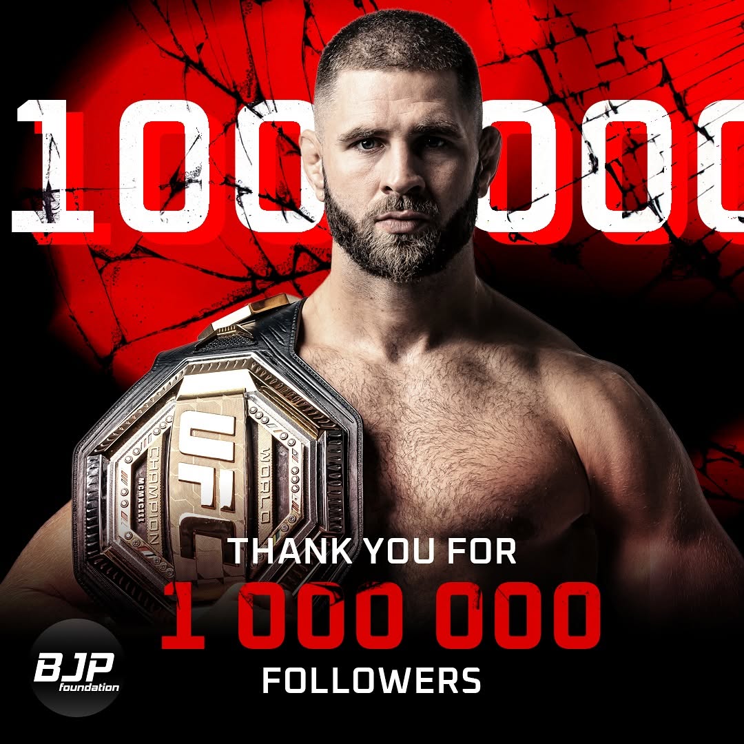 Inspired by Ashley, I wanted to show my solidarity with her and all oncology patients by getting this haircut. Moreover, upon reaching one million followers on Instagram, I will donate 1 CZK for each