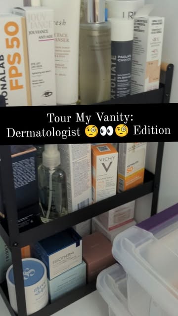 #Skincarejunkie Reel by @dermabeach (verified account) - The # 1 Mistake You Make When Using Skincare Is
Not Giving It Enough Time! ⏰🗓️

• Give Cleansers 🧼: 1 - 2 weeks to see if you like it, longer (weeks