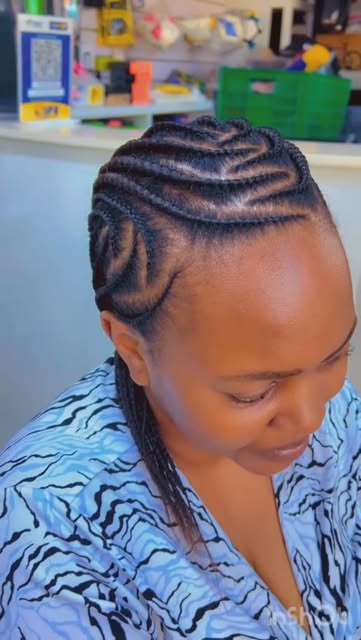 #Mukule Hair Style Reel by @iammariajohnofficial - Mrembo wangu na nywele za mkono 😊👌