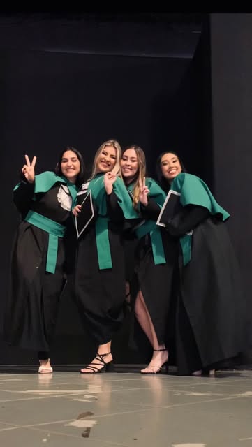 #Vemcoren Reel by @yo.analaura - The end! 👩🏻🎓
#enfermagem #vemcoren