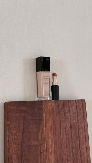 #Decortethailand Reel by @smithselects (verified account) - Trying the new DECORTE Zen Glow Foundation and Rouge Decorte Cream Glow Lipstick. What do you think? เมื่อวานไปอีเว้นท์เปิดตัว รองพื้นสูตรโกลว์ตัวใหม่