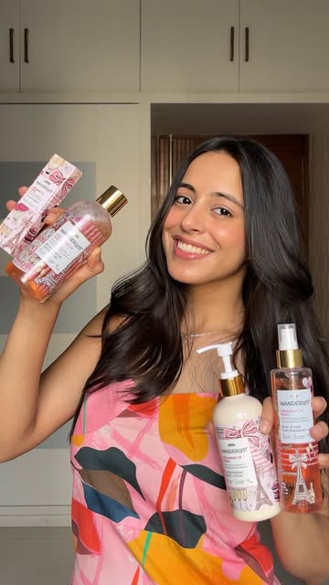 #Wanderlust Body Wash Reel by @nykaawanderlust - Dreaming of Paris this summer? 💖
Start your romantic getaway with Nykaa Wanderlust💞
This range has truly stolen my heart - and trust me, the comp