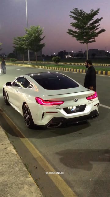 #Bmw 8 Series Reel by @lhrmidnight - BMW M850i.😩
-
#bmw #m8 #m850i #bmwm #bmwlove #bmwgram #bmwlife #bimmer #carsofinstagram #carsofpakistan #pakistan #lahore #islamabad #karachi #carspo