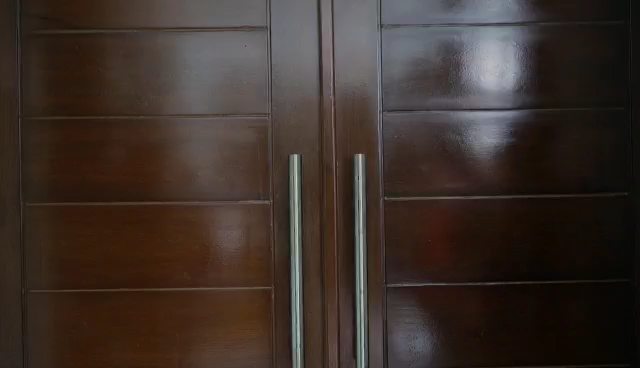 Moment lucu pada saat persiapan Wisuda Online "Teruslah belajar dan jangan pernah berhenti! Belajarlah dari hal-hal atau perbuatan-perbuatan kecil agar dapat bertanggung jawab atas kepercayaan besar,