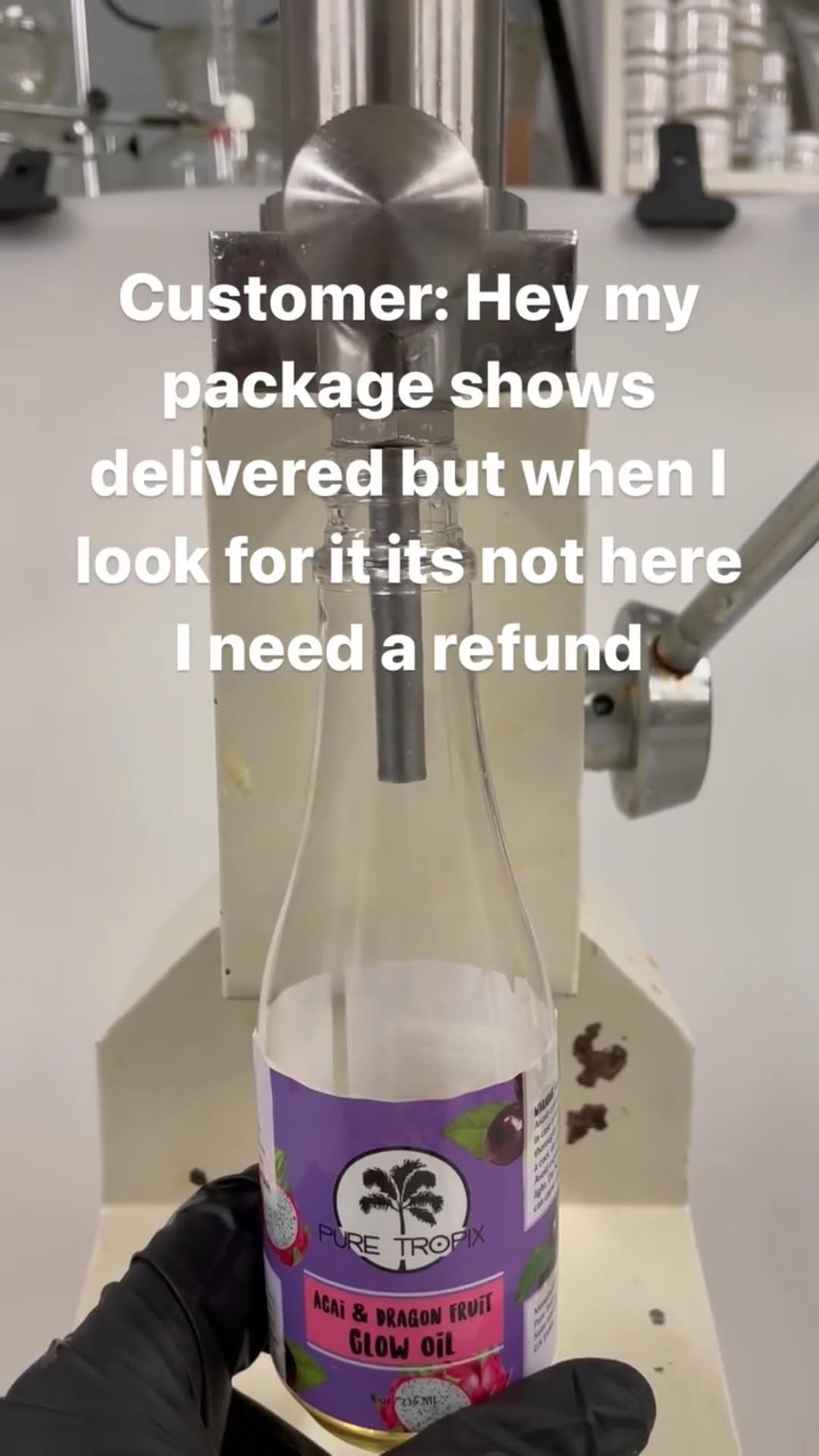 Reading dms as i fill up these products! 🚩🚩🚩🚩 The last 3 orders from her all showed delivered & we reshipped for free after she stated that she didn’t have them but the 4th looked a little 🐟 I Pr