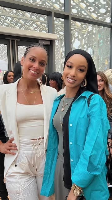 #Sagszn Reel by @kensingtongrey (verified account) - How cute is this moment between @aliciakeys, @sadgal85 and @torontoshay at the @keyssoulcare X @sephora event! - video stolen from Sagal's TikTok (she