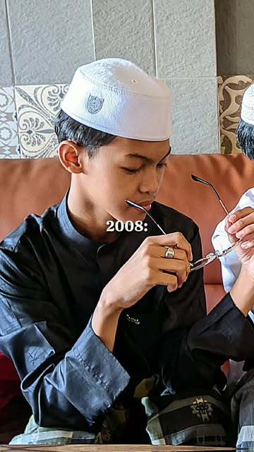 #Foto Cogan Santri Reel by @_ahmdraihn_ - Kalian kelahiran tahun brp?
#fyp #fypage #santri #martapura #banjarmasin #kalimantan #masukberanda #trending #cogan