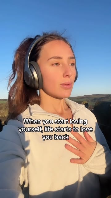 #Learning To Love Myself Reel by @awakenwithelesha (verified account) - I had to learn to love myself 💔 Because the truth is, I really didn't.
I didn't speak kindly to myself, I scrutinised the way I looked, the way I a