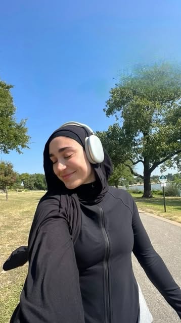 #Gymshark Ad Girl Reel by @leanadeebb (verified account) - don't be afraid to switch things up when you feel stuck in your fitness journey 🤍
Wearing @gymsharkwomen 🫶🏼 #ad