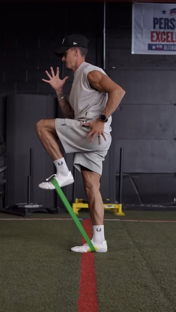 #Resistance Band Training Reel by @bradjbecca (verified account) - Speed Training With Resistance Bands
✅ Are you trying to build speed & get faster?! Save this workout! Resistance band drills like this are a great w