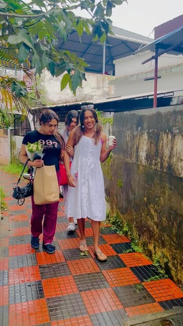 #Sweety Bernad Lifestyle Blogger Reel by @sweetybernad (verified account) - เดเดณเตเดณเตเดคเตเดฐ เดตเตเดฆเดจเดฟเดเตเดเดพเดฒเตเด ...เดเดเตเดเตพ เดเดเตเดเดจเต เดเดฟเดฐเดฟเดเตเดเต เดเตเดตเดฟเดเตเดเต ...๐ธ
เดเตเดตเดฟเดคเดคเตเดคเดฟเดฒเต เดชเดฒ เดชเตเดฐเดพเดเตเดเดเตเดเดณเตเด เดเดฟเดฐเดฟเดเตเดเต เดเตเดฃเตเดเต เดชเตเดฐเตเดคเดฟเดจเตเดเดฟเดฏเดตเตผ เดเดฃเต เดเดเตเดเตพ ....เดฎเดจเดธเต เดเดเตเดฐเดนเดฟเดเตเด