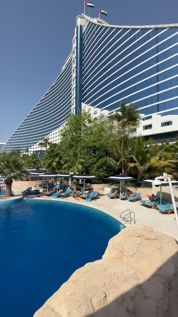 #Mövenpick Hotel Jumeirah Beach Reel by @hotel2dubai - آفر هتل پنج ستاره
Jumeirah Beach Hotel
قیمت تور پنج روزه بدون صبحانه ۶۵.۸۰۰.۰۰۰
قیمت تور پنج روزه با صبحانه ۶۹.۸۰۰.۰۰۰
هزینه شامل بلیط رفت و برگش