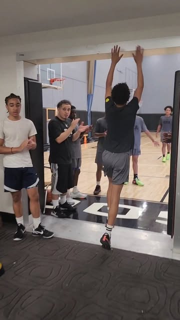 #Bettereveryday Reel by @wedevelopdna - 1% Better Everyday @dnaprepacademy 
#WeAreDNA