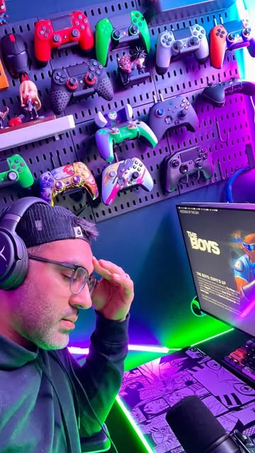 #Funnygaming Reel by @phillynerd_ (verified account) - It's actually funny gaming with randoms, I really recommend π€·π½ββοΈ
-
#gaming #gamingcommunity #gamerlife #gamer #gamingreels #funnyreels #videogames