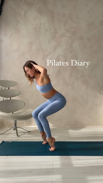 #Pilatesinspiration Reel by @pilates.alicia - What my MON - SUN Pilates movement diary looks like☕️ -
If you prefer moving more intentionally like me, then Pilates class is for you! Since starti