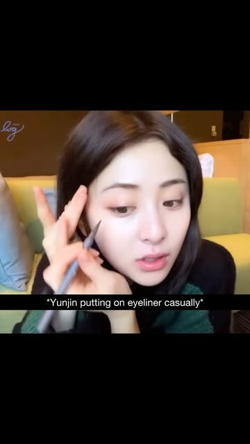 #Yunjin Makeup Reel by @delete163976 - Yunjin showing us how she applies her eyeliner 😌 we take notes ✍🏻 (link in bio)
#lesserafim #yunjin #lesserafimyunjin #yunjinlesserafim #huhyunjin