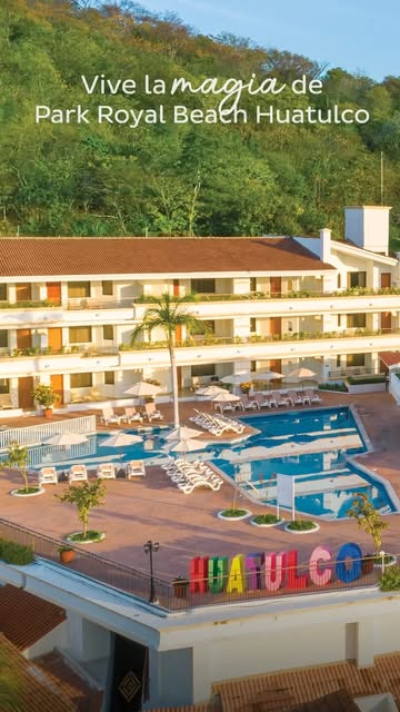 #Royal Holiday Vacation Club Reel by @royalholidaytravel - Escápate al paraíso: Park Royal Beach Huatulco te espera. 🌊✨ ¿Buscas relajarte rodeado de belleza natural? Este resort tiene todo para que vivas unas