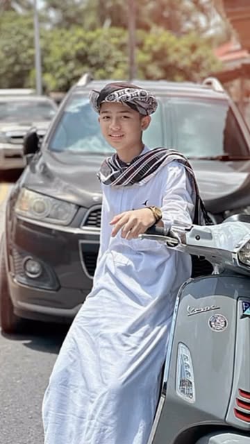 #Foto Cogan Santri Reel by @fav_coganss - Masyallah muhammadfatih9028
#santri #santrihits #santrindonesia #pondokpesantren #santriganteng #santriganteng👦 #fypシ❤️💞❤️ #trend #viralreel