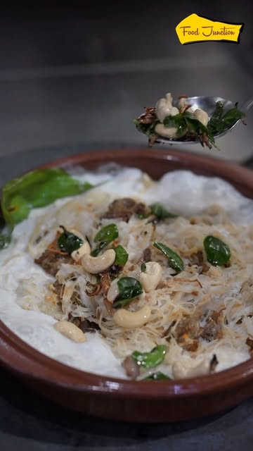 #Food Junction Baniyas Reel by @shijupaleri - Paal ❌ tenga paal✅ (coconut milk) ☺️ Get your Paal Poratta fix at Food Junction Baniyas - a must-try Items,
#pallpoaratta #poratalovers #abudhabi #fo