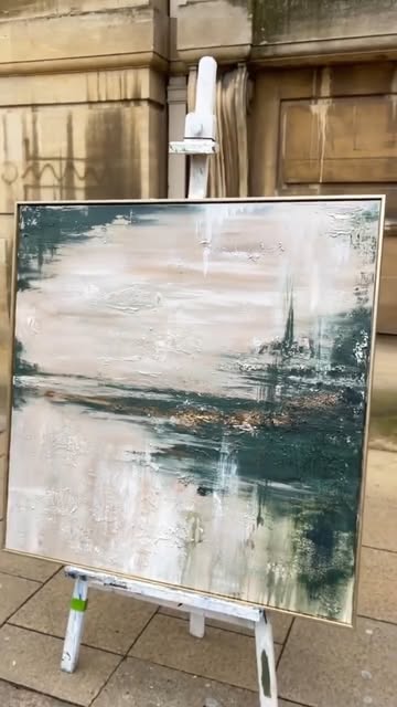 #Abstract Painters Reel by @artexplore_net - 🌫️Abstract landscape oil painting
This abstract painting seems to be a landscape in a dream. Low-saturated beige and dark green interweave into a qu