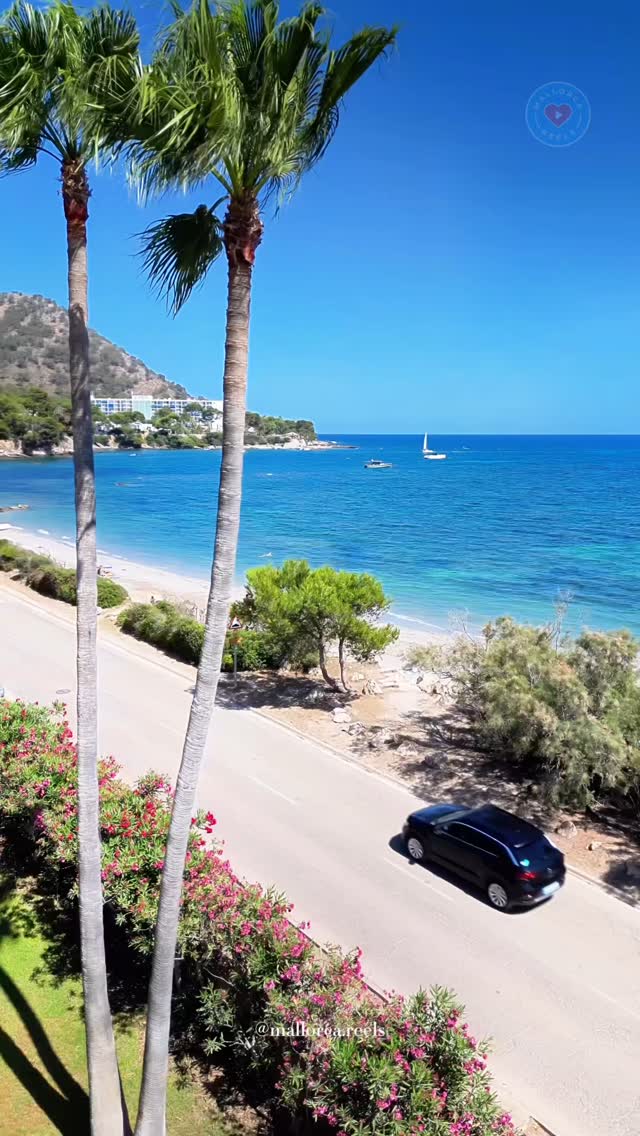🏝️🚗 Discover Mallorca with total freedom and additional 10% discount (MR10) @rentacar.vanrell! This is . . 👇🏼 📍Mallorca, Spain🇪🇸 Mallorca together? Discover the magic of the island by ren