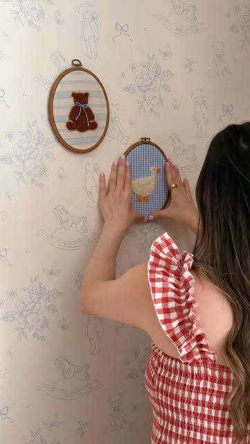 #Needlefelting Reel by @tourdelust (verified account) - DIY needle felting was so easy and fun! Comment LINKS and I'll send you a link to the supplies to your DMs including my dress 🧸🦢✨ https://liketk.it/