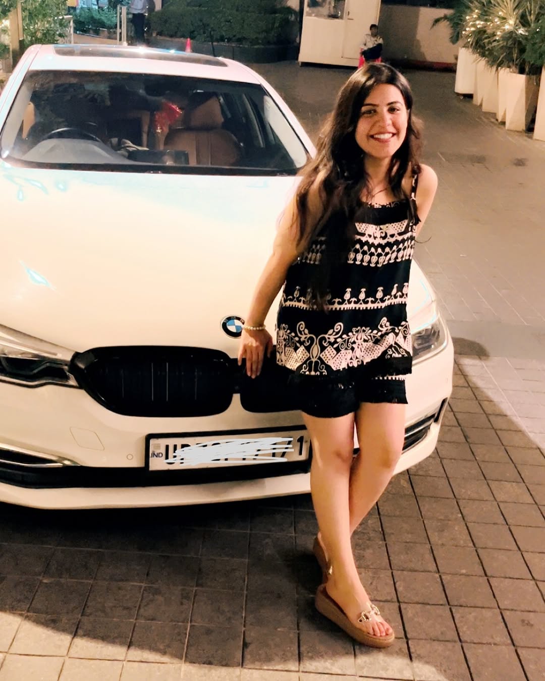 The spark was mutual — the moment wasn’t ✨ . . #trending #post #loveislove #universe #love #outfit #ootd #trending #viral #viralpost #kkkkk #kksongs #onesidedlove #loveyourself #reels #prettygirl #