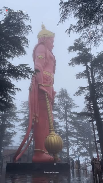 #Jakhu Temple Architecture Reel by @traventure.vacations - 📍Jakhu Temple during monsoon 🚩🙏🏻🕉️
@traventure.vacations
#explorepage #reel #Shimla #jakhutemple #temples #himachal #mountains #monkey
(Shimla
