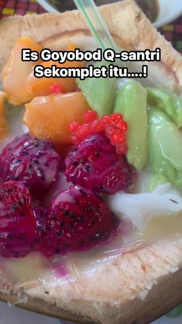 #Es Goyobod Q Santri Reel by @juliadanielstory - Es goyobod Q-santri.., manis segar…, masya allah selalu rame pengunjung 🙏🏻 #sorotan #butuhpengikut #semuanya #jangkauanluasfyp #SorotanPublik