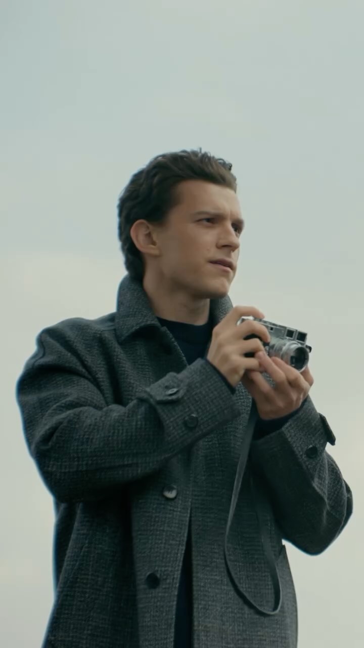 There’s always another way. Discover Prada Paradigme. #Prada #PradaBeauty #PradaFragrances