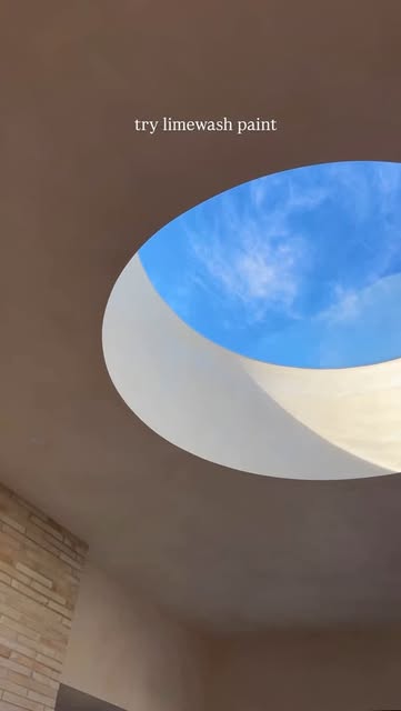 #Bauwerk Reel by @elliewatson (verified account) - Limewash is a natural lime paint, free of all toxins, and adds beautiful cloud formations to your home.
We've used Bauwerk Colour - Bone
#limewash #