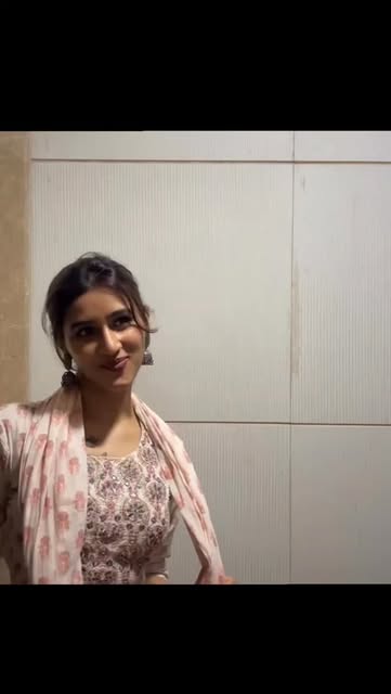 #Indian Influencer Viral Video Reel by @cute_indian_videos - Good morning
via @dyietcoke