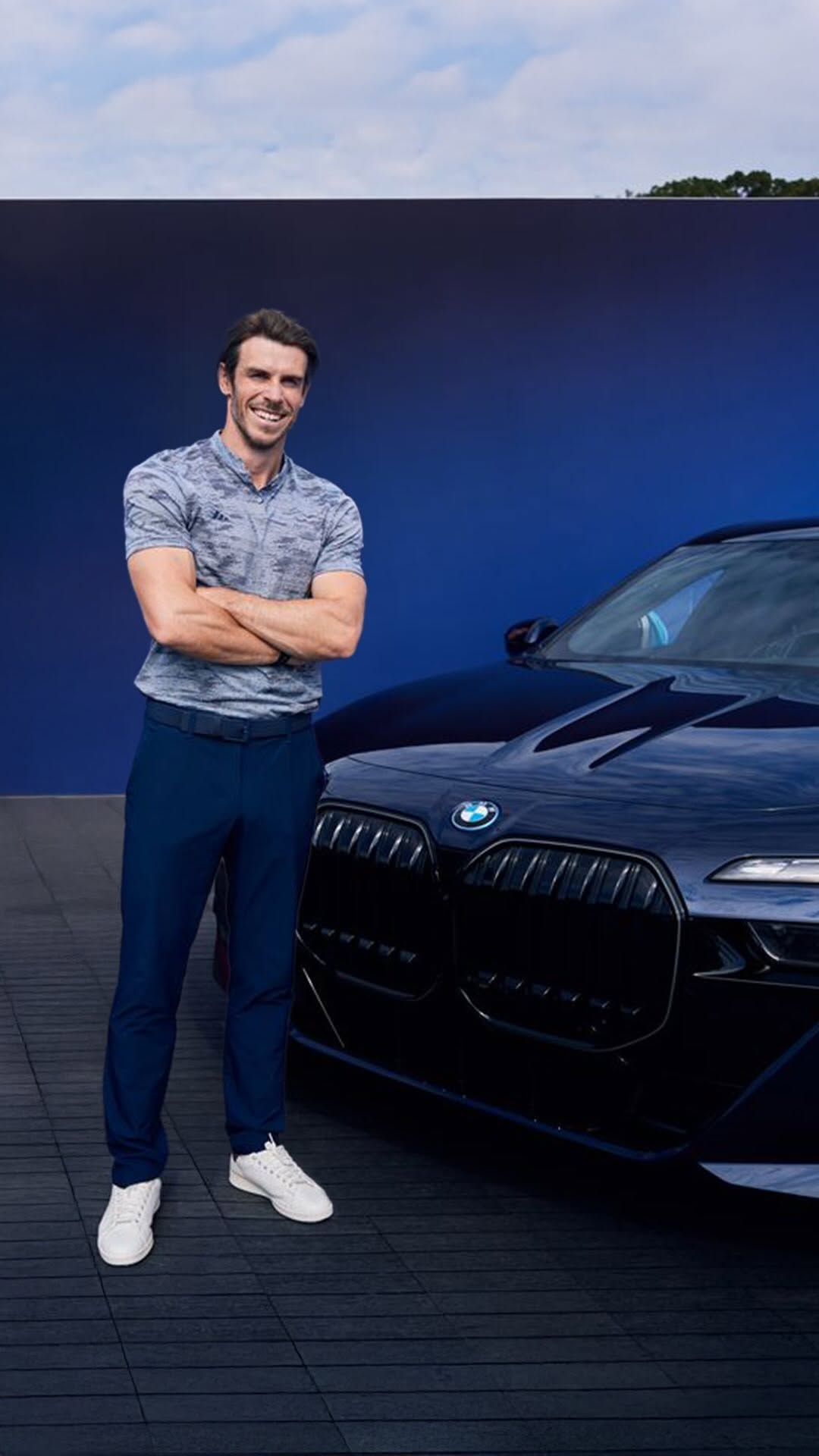 We’ve got a BMW i7, excited fans, an undercover product genius and @garethbale11 calling the shots at the Ryder Cup. Let the fun begin! Head to our YouTube channel to watch the full film. #BMW #BMWG