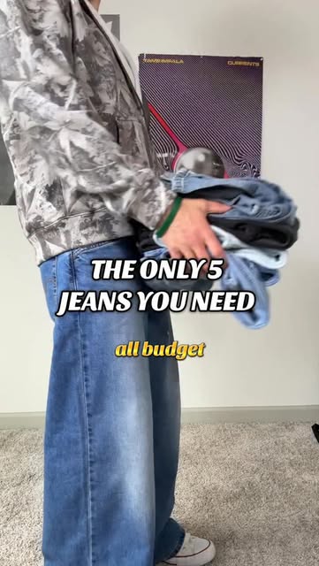 #Streetstyle Fashion Reel by @jameswuantin - The only 5 jeans you need in your denim rotation 🔥 @barelinela
#mensfashion #baggyjeans #outfitinspo #streetstyle #explore #fashion #pants