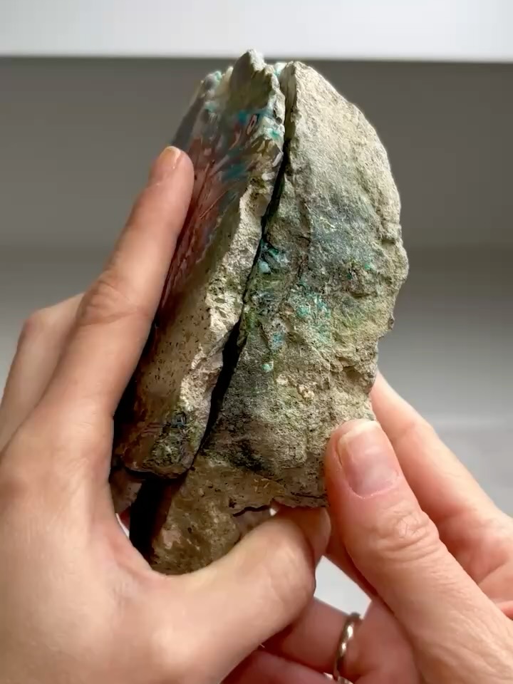 Phenomenal 🤩 Rich blue chrysocolla with native copper and chalcedony specimens. From West Java, Indonesia. #chrysocollacopper #mineralcollecting #pacificminerals
