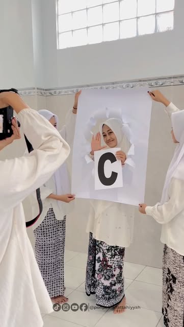 #Pp Santri Reel by @pon.pes_al_fattahiyyah - π₯ COMING SOON - HARI SANTRI 2025 π₯
Dari Pondok Pesantren Al Fattahiyyah, kami siap menyalakan semangat santri untuk membangun negeri!
Dengan tekad,