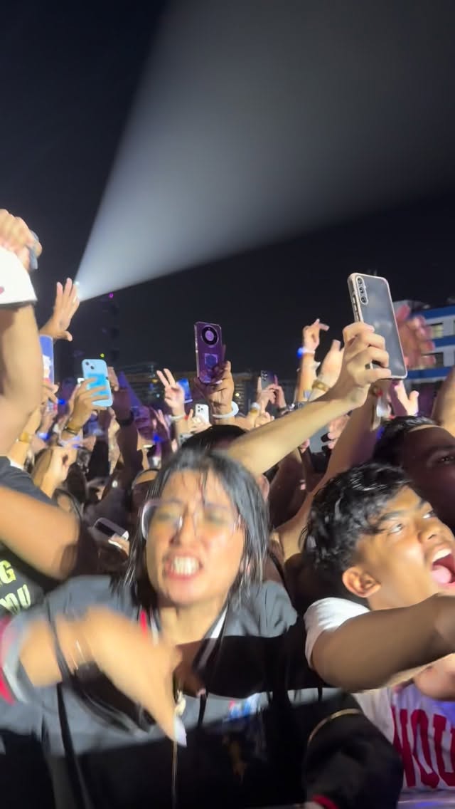 Mumbai tonight 🤟🤟🤟