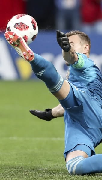 #стадион сочи Reel by @bystree_vyshe_silnee_ - 1 июля 2018 года. Москва. Лужники.
1/8 финала чемпионата мира. Россия против Испании - чемпионов мира 2010 и мастеров паса.
Все говорили: у России нет