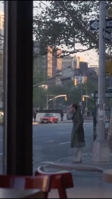 #Woody Allen Reel by @peppefilmico (verified account) - Oggi Woody Allen compie 90 anni ❤️
*dal film "Io e Annie" (Annie Hall, 1977).
#storiadelcinema #filmdavedere #woodyallen