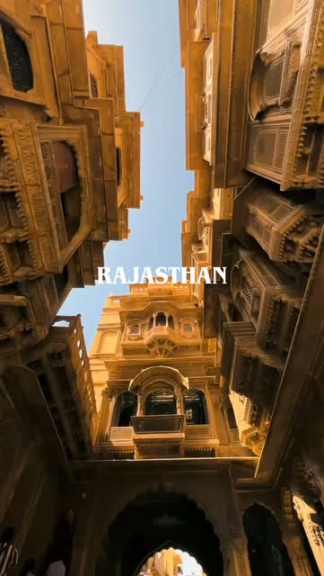#Rajasthani Architecture Inspiration Reel by @the_luminary_spirit (verified account) - The most colourful state of India - RAJASTHAN 📍
.
.
Tag and share with your Rajasthani friends ❤️🤌🏻
.
.
.
[ Rajasthan, Udaipur, Jodhpur, Jaipur, Pu