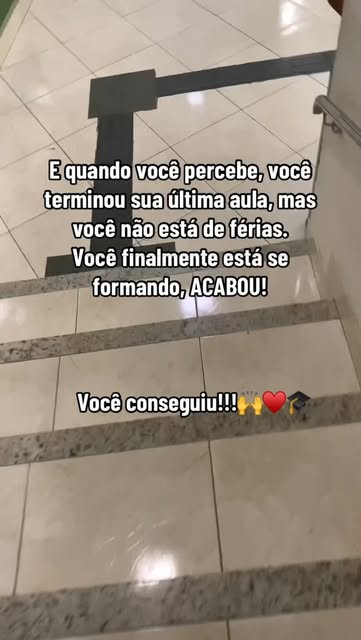 #Vemcoren Reel by @antonia.pcardoso - É o final de uma jornada e o início de novos caminhos! ❤️✨
#faculdade #ultimodiadeaula #vemcoren #vemcolação🎓 #explorer #explorepage✨ #enfermagem