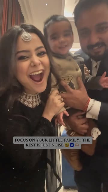 #Famyli Reel by @muskaan_x_arora - Home is where the family is.🥰🫶🏻🧿✨
#foryou #family #love #explorar #together #forever