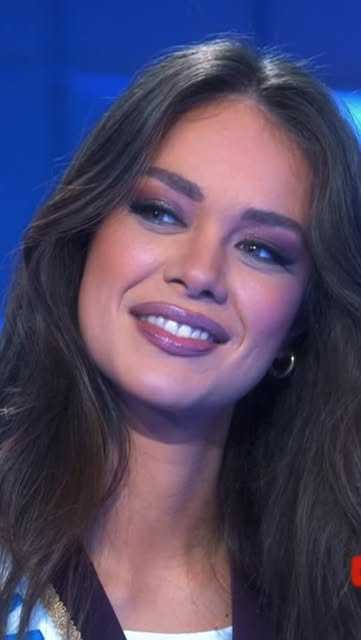 #Plateau Reel by @miss.actu.fr - #MissFrance 🇫🇷 Découvrez un extrait du passage de @hinaupokodevezeoff Miss France 2026 sur le plateau de @c_a_vous !!
@missfranceoff 👑
Hinaupoko