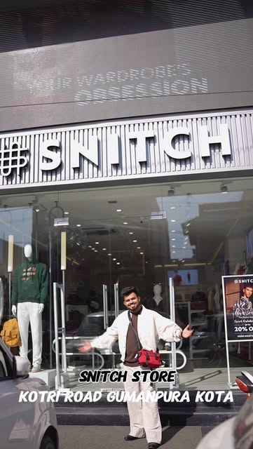 #Snitch Reel by @abhisheksharma.2944 - Walked in for one T-shirt... walked out
with three bags 😳🛍️
Did you buy only one?
- It was on discount okay?? 😂🛒
Expectation vs Reality at Snitc