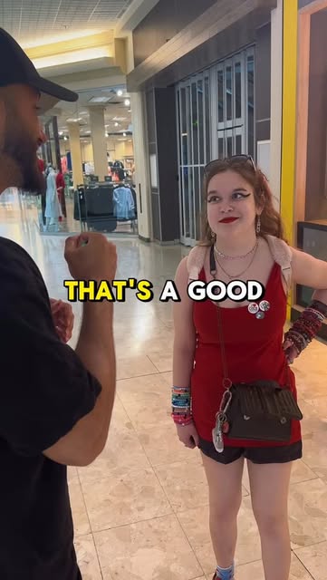 #Interview Reel by @officialnamour - This clip will never get old 😂 Should I find her again for a part 2?
#country #trivia #interview #funny #england