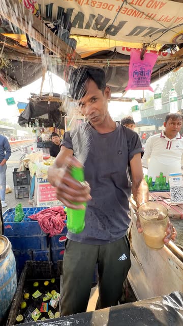#King Reel by @travelicious_88 (verified account) - The Undisputed King of Rocket Soda 👑
📍Location - Kolkata in India
💰Price - INR 20
#soda #juice #foodie #viral
