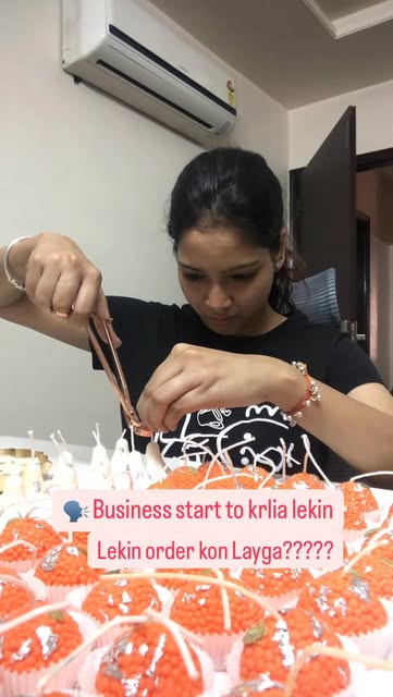 #Instagrambusiness Reel by @ravae.in - Hahahah!! Or kuch puchna h??
( Instagram business, diy , candles, handmade gifts)