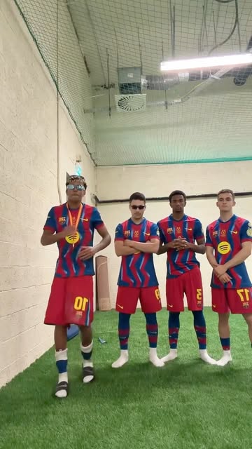 #Football Team Reel by @433 (verified account) - 𝑻𝑯𝑬 𝑽𝑰𝑩𝑬𝑺 𝑰𝑵 𝑻𝑯𝑰𝑺 𝑻𝑬𝑨𝑴 🤣